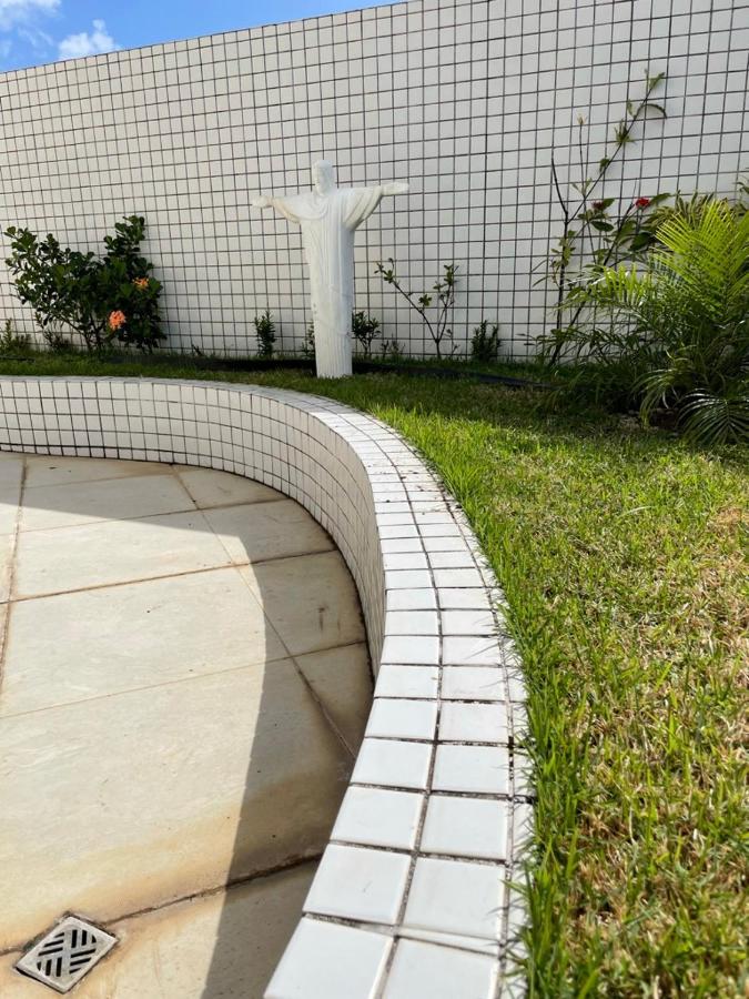 Ap Dos Sonhos!!! Otima Localizacao. Varanda Com Chuveiro Privativo. *